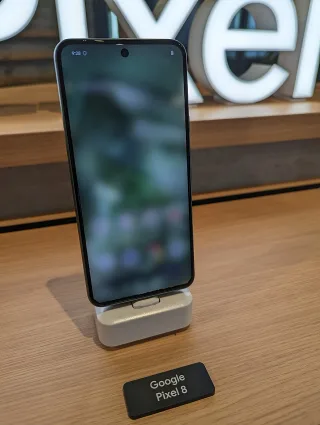 Pixel 8